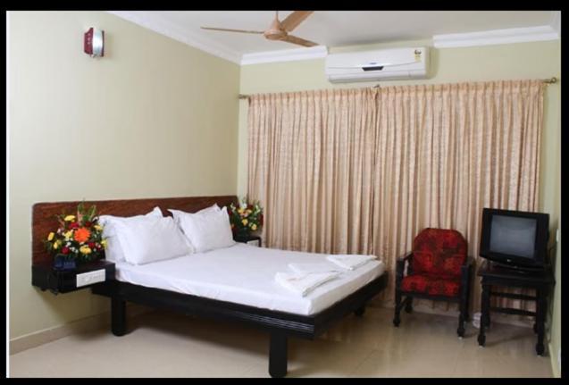 Hotel Srimaniya Kanyakumari Exteriör bild