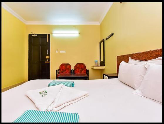 Hotel Srimaniya Kanyakumari Exteriör bild